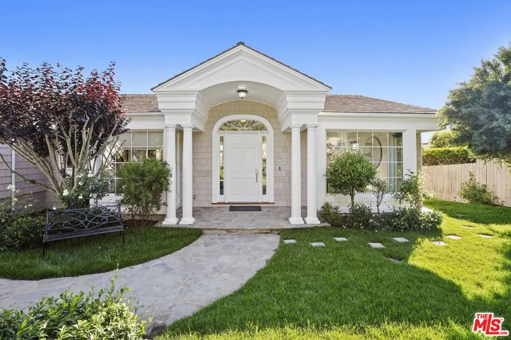 7335 Birdview Avenue Malibu, CA 90265