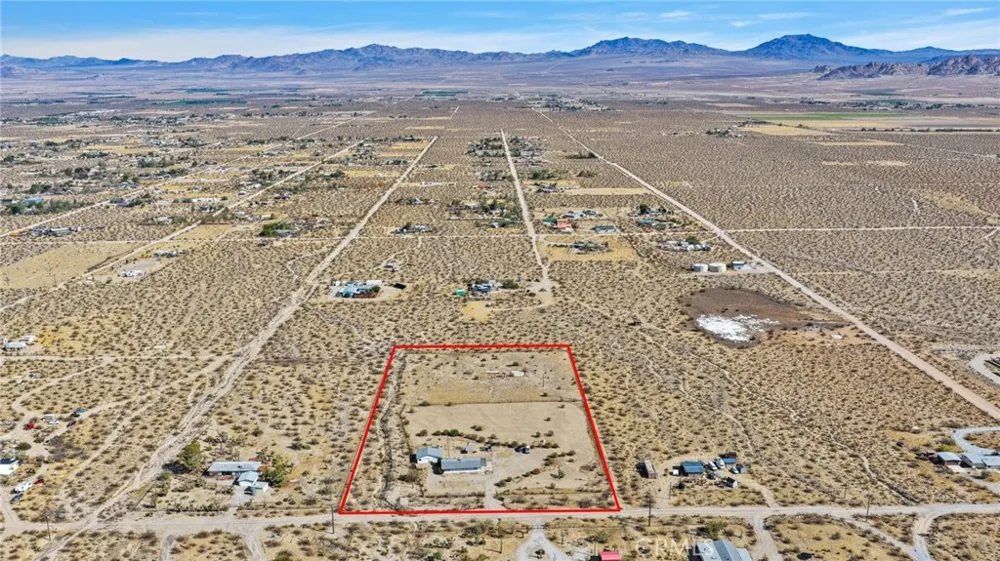 36368 Cochise Lucerne Valley, CA 92356