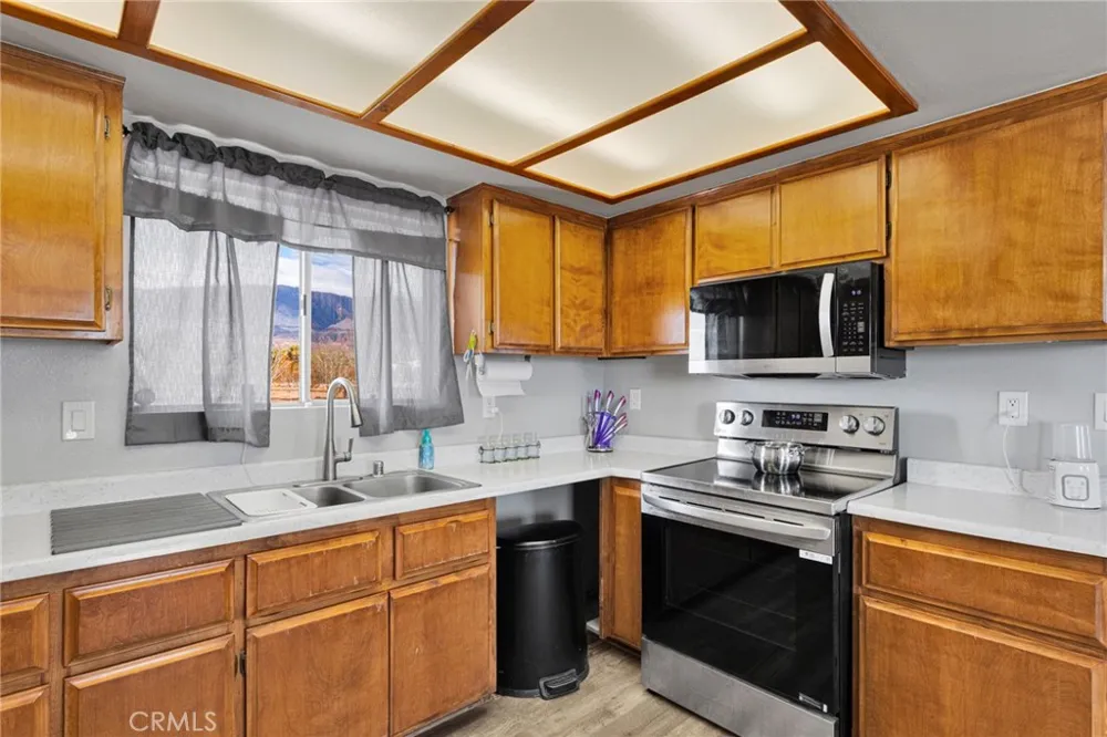 36368 Cochise Lucerne Valley, CA 92356