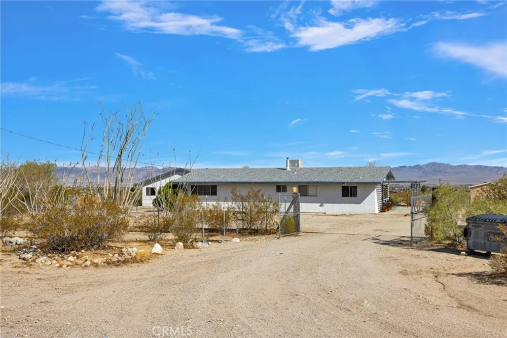 36368 Cochise Lucerne Valley, CA 92356