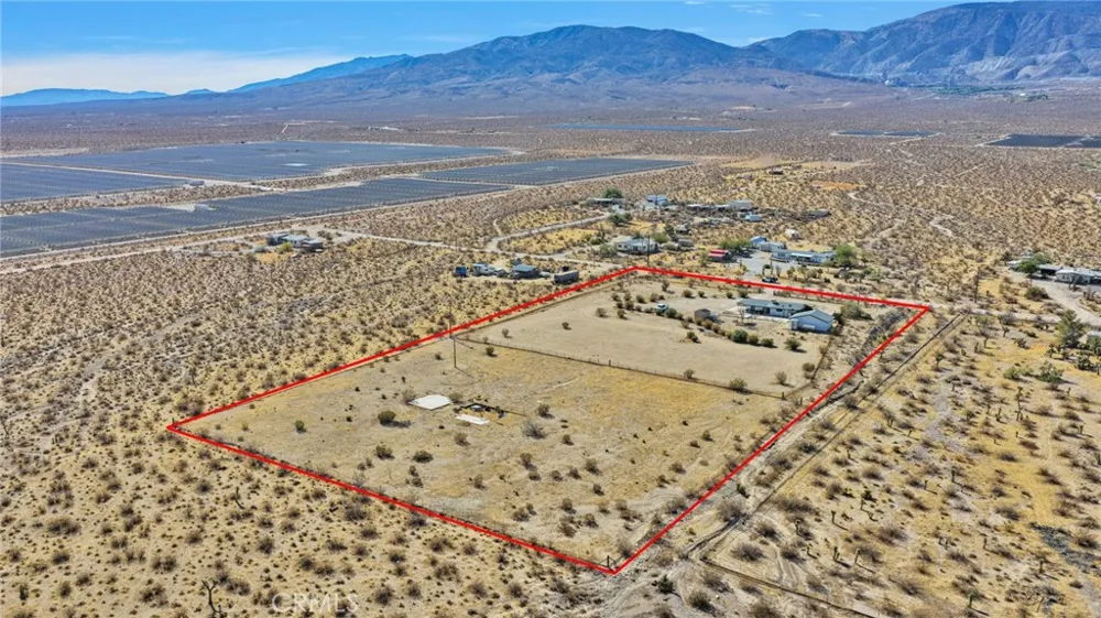 36368 Cochise Lucerne Valley, CA 92356