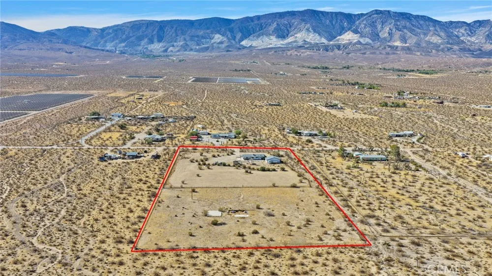 36368 Cochise Lucerne Valley, CA 92356