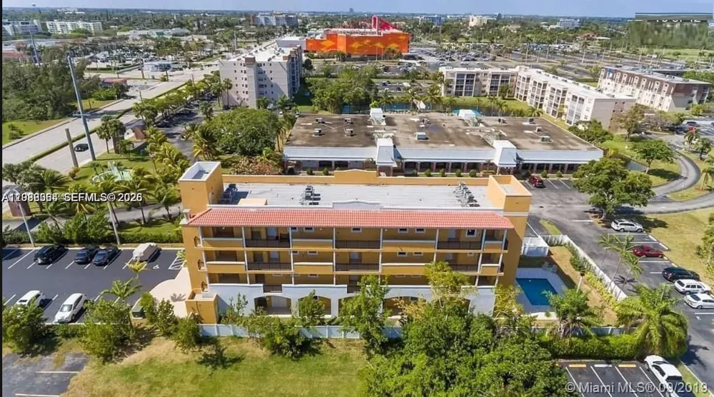 555 E Dania Beach Blvd #5 Dania Beach, FL 33004