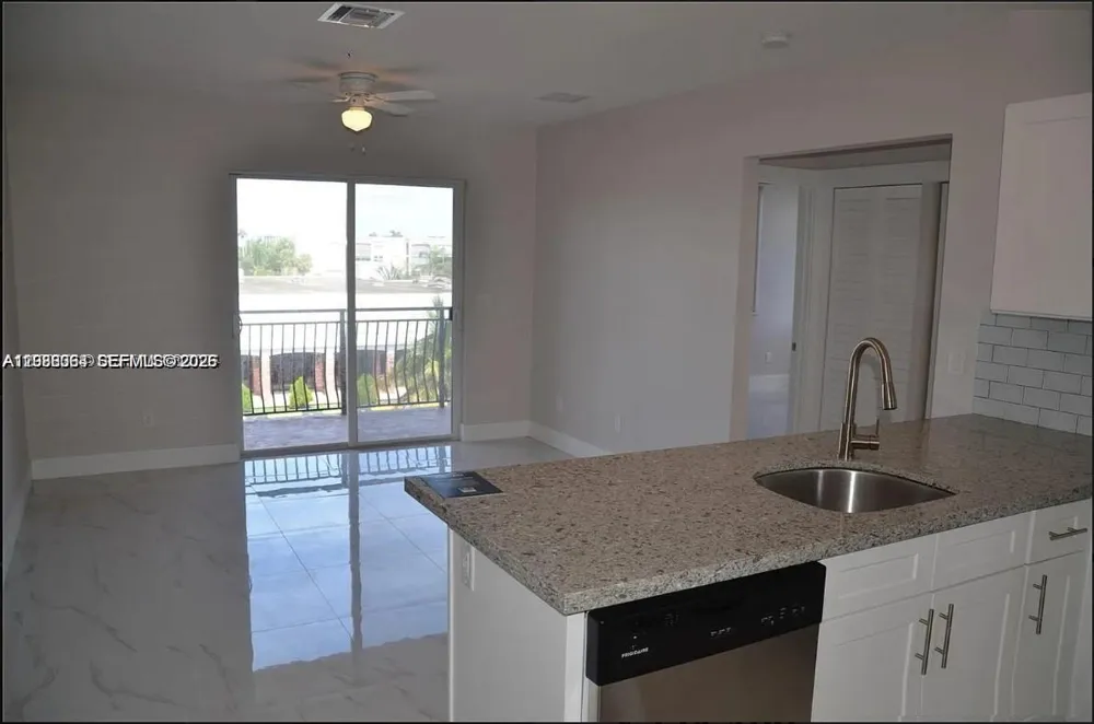 555 E Dania Beach Blvd #5 Dania Beach, FL 33004