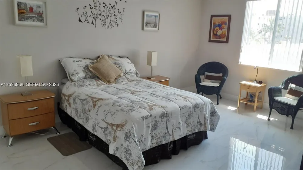 555 E Dania Beach Blvd #5 Dania Beach, FL 33004