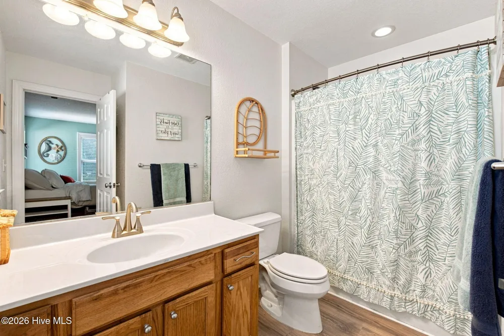 204 Pine Grove Trail Kill Devil Hills, NC 27948