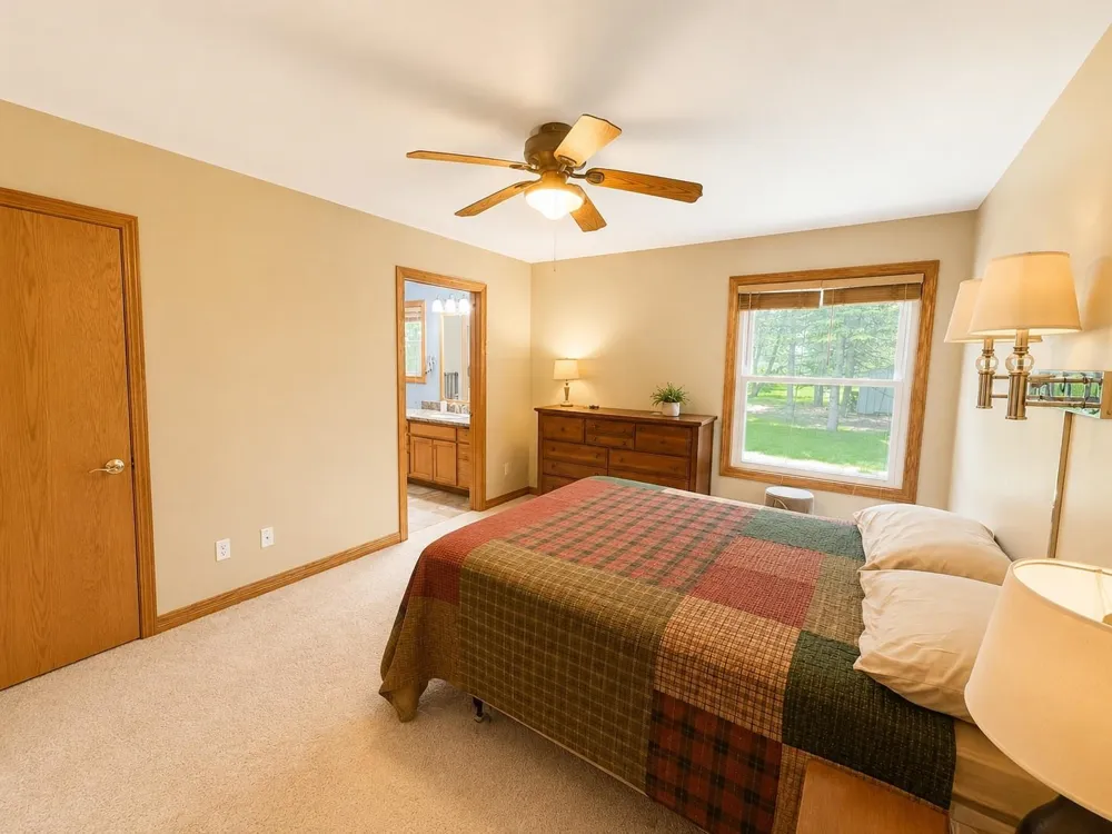 1401 Ryans Pond Green Lake Township, MI 49637
