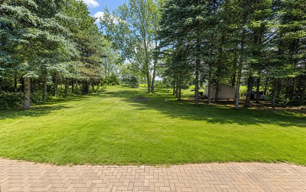 1401 Ryans Pond Green Lake Township, MI 49637