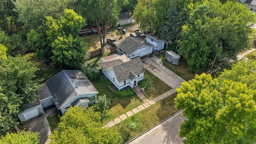 1017 3rd Avenue Moorhead, MN 56560