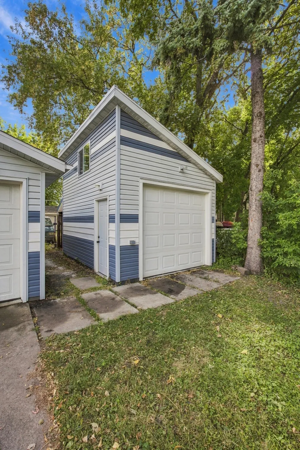 1017 3rd Avenue Moorhead, MN 56560