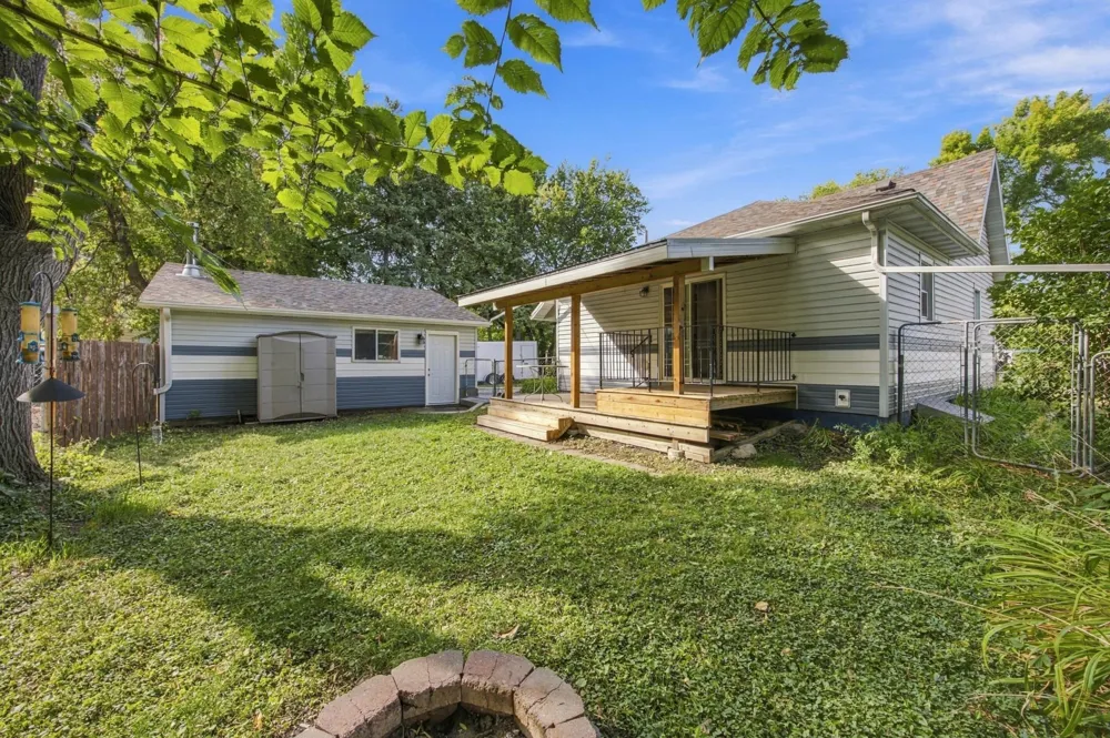 1017 3rd Avenue Moorhead, MN 56560