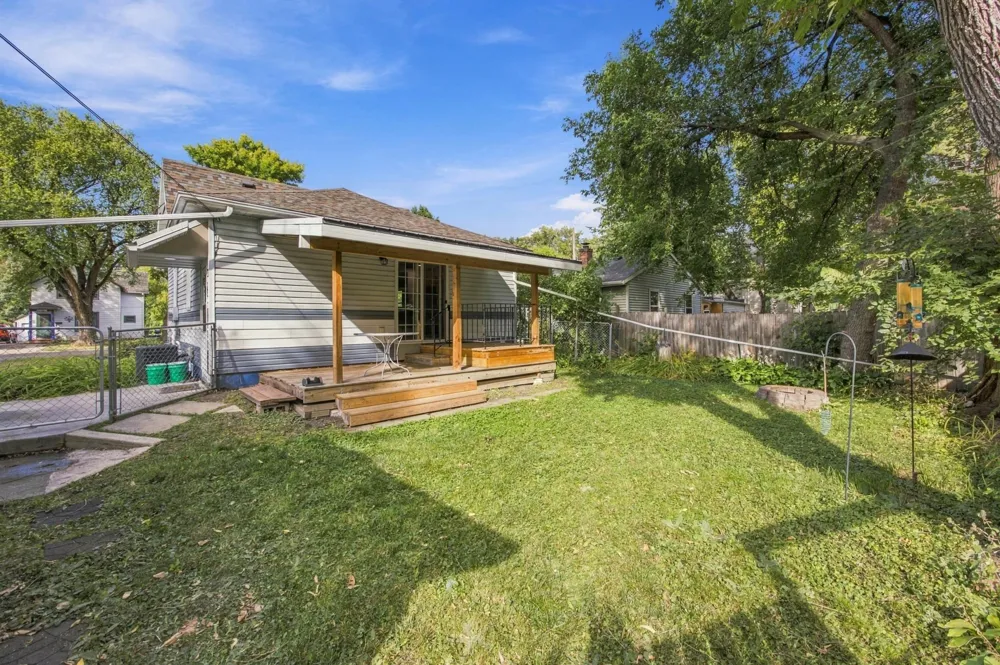 1017 3rd Avenue Moorhead, MN 56560