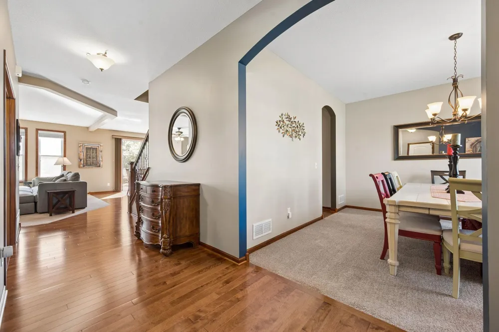 10406 Florida Avenue Brooklyn Park, MN 55445