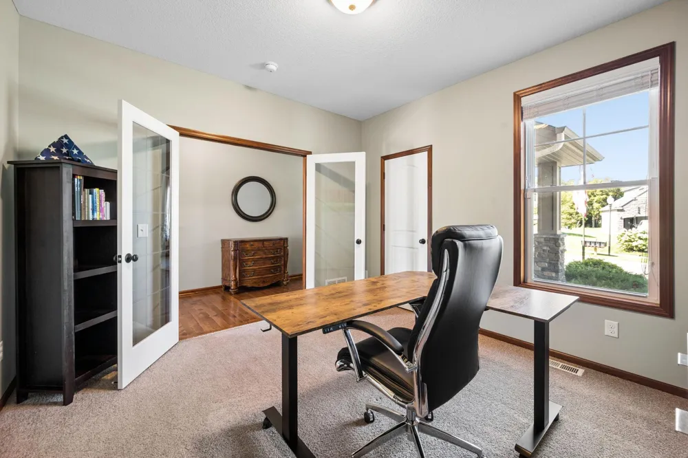 10406 Florida Avenue Brooklyn Park, MN 55445