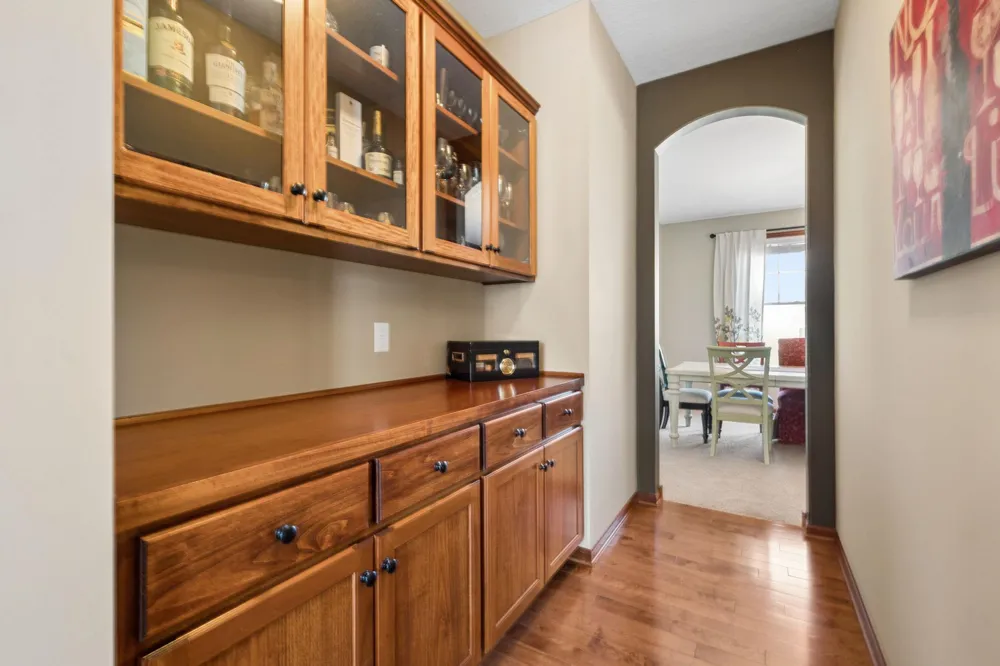10406 Florida Avenue Brooklyn Park, MN 55445