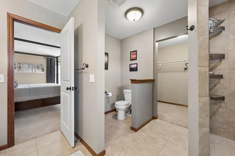 10406 Florida Avenue Brooklyn Park, MN 55445