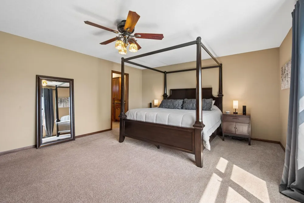 10406 Florida Avenue Brooklyn Park, MN 55445