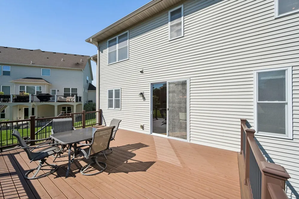 10406 Florida Avenue Brooklyn Park, MN 55445