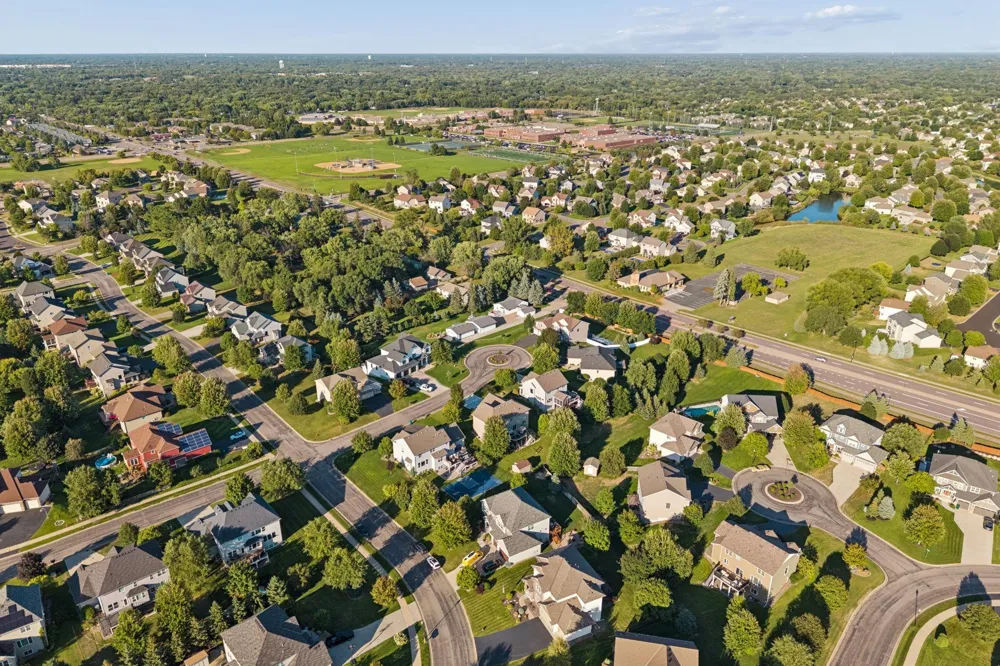 10406 Florida Avenue Brooklyn Park, MN 55445