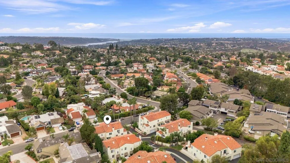 2914 Luciernaga Street C Carlsbad, CA 92009
