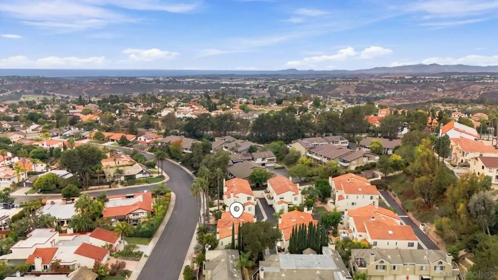 2914 Luciernaga Street C Carlsbad, CA 92009