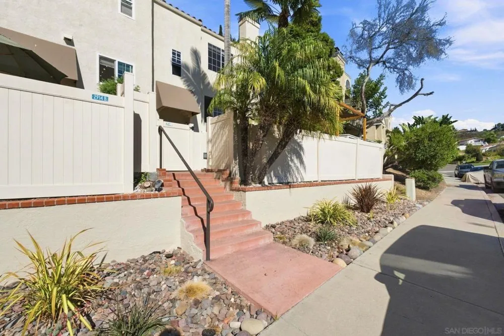2914 Luciernaga Street C Carlsbad, CA 92009
