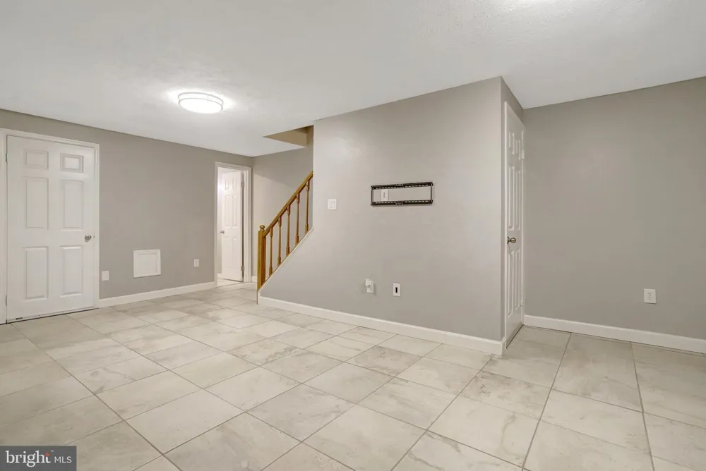 6520 BRICK HEARTH COURT Alexandria, VA 22306