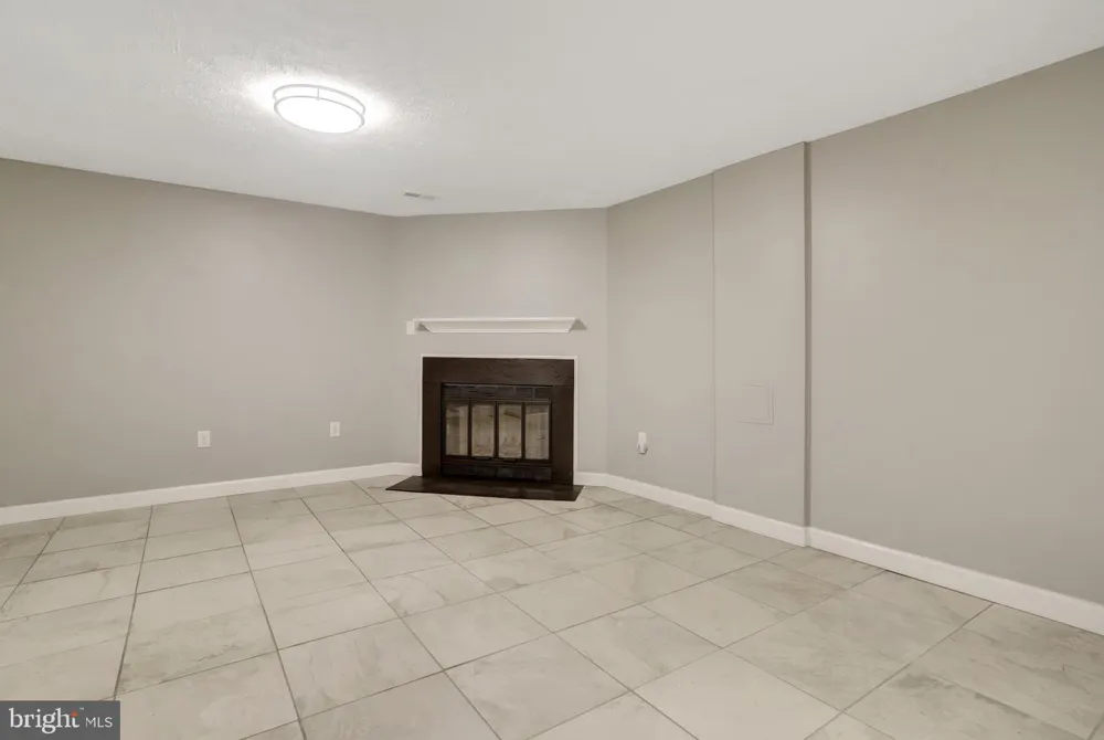 6520 BRICK HEARTH COURT Alexandria, VA 22306