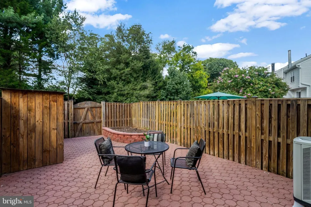 6520 BRICK HEARTH COURT Alexandria, VA 22306