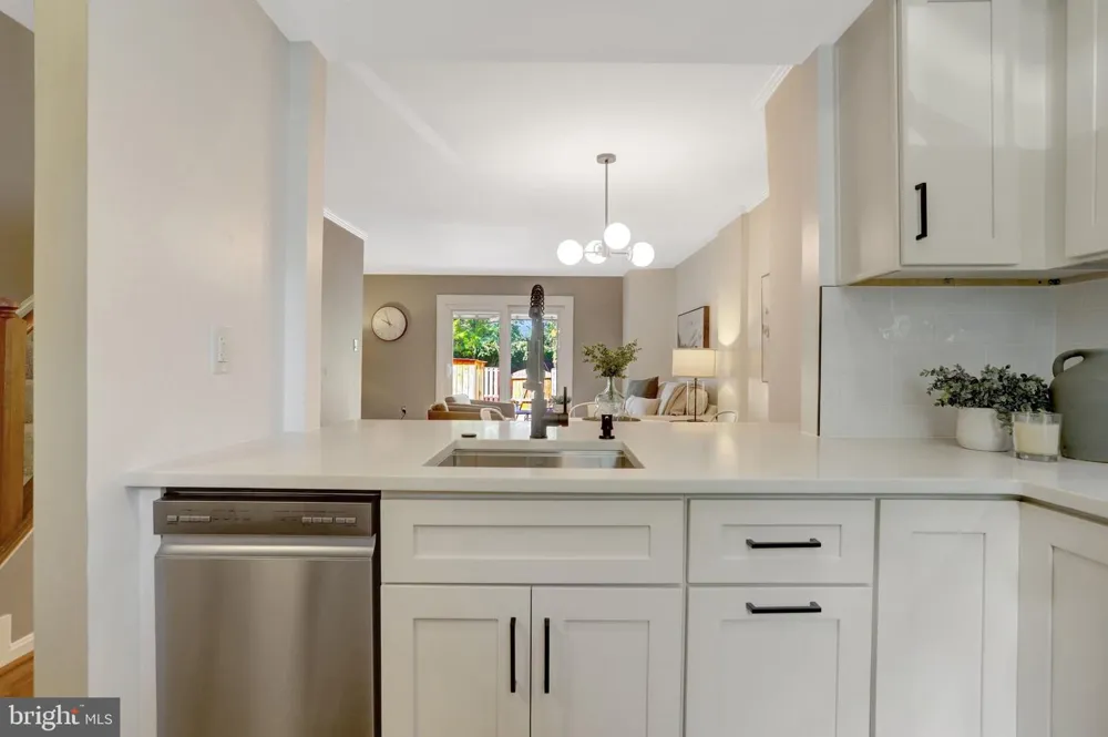 6520 BRICK HEARTH COURT Alexandria, VA 22306