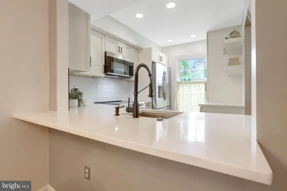 6520 BRICK HEARTH COURT Alexandria, VA 22306