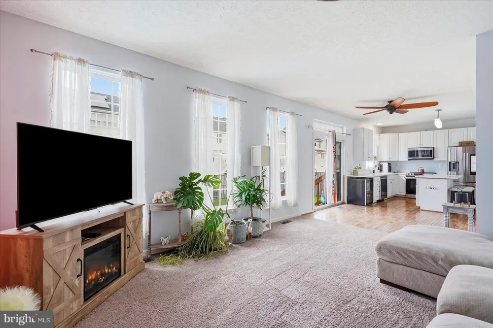 2922 SIWANOY DRIVE Edgewood, MD 21040