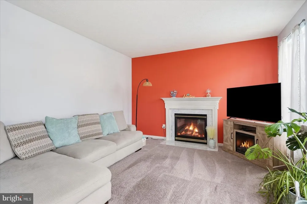 2922 SIWANOY DRIVE Edgewood, MD 21040