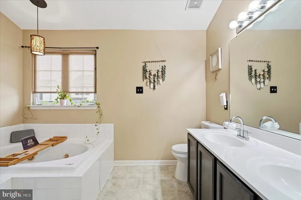 2922 SIWANOY DRIVE Edgewood, MD 21040