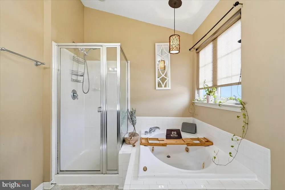 2922 SIWANOY DRIVE Edgewood, MD 21040