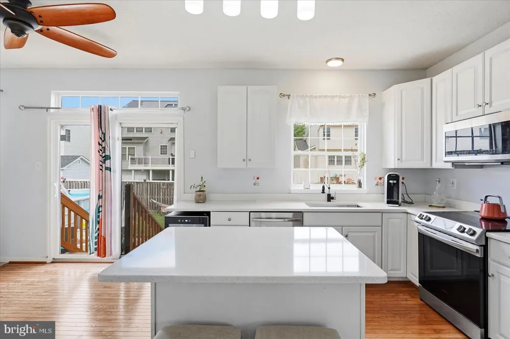 2922 SIWANOY DRIVE Edgewood, MD 21040