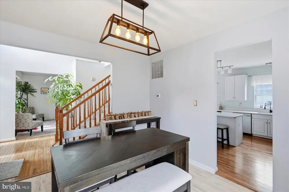 2922 SIWANOY DRIVE Edgewood, MD 21040