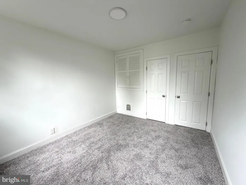 320 POWELL STREET Gloucester City, NJ 08030
