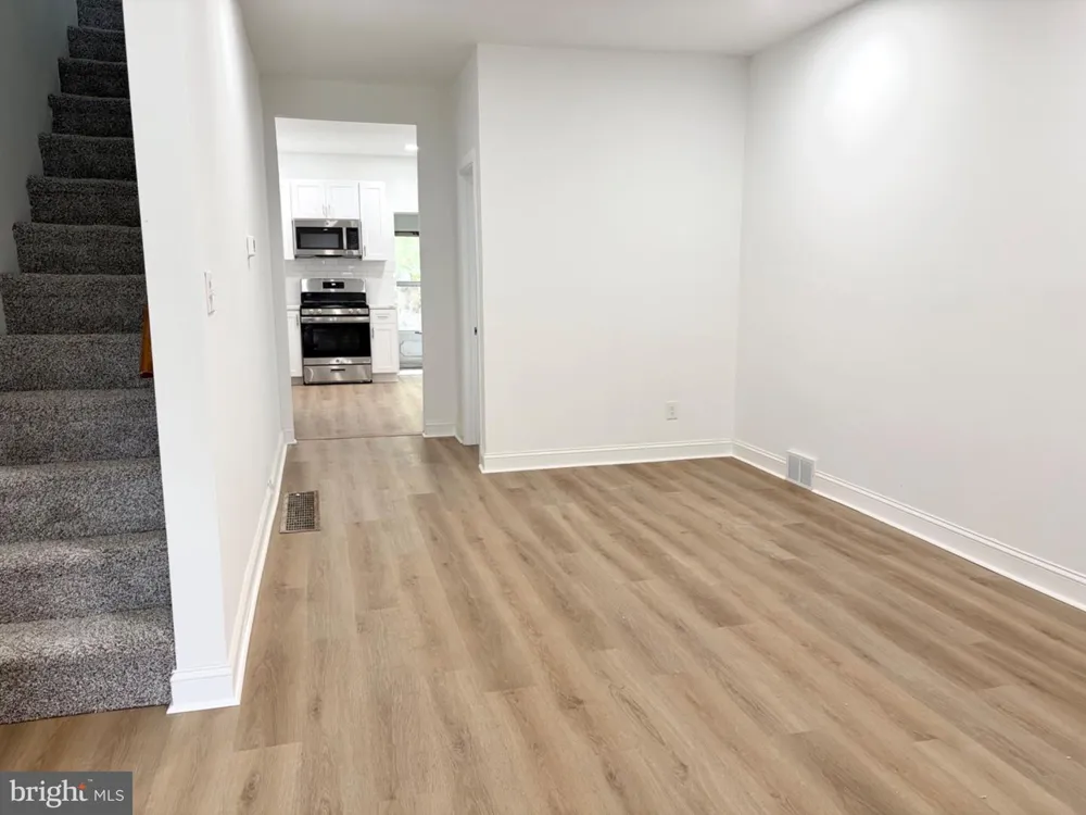 320 POWELL STREET Gloucester City, NJ 08030