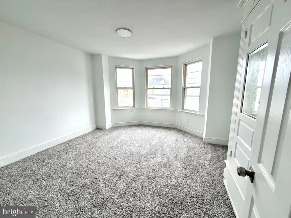 320 POWELL STREET Gloucester City, NJ 08030