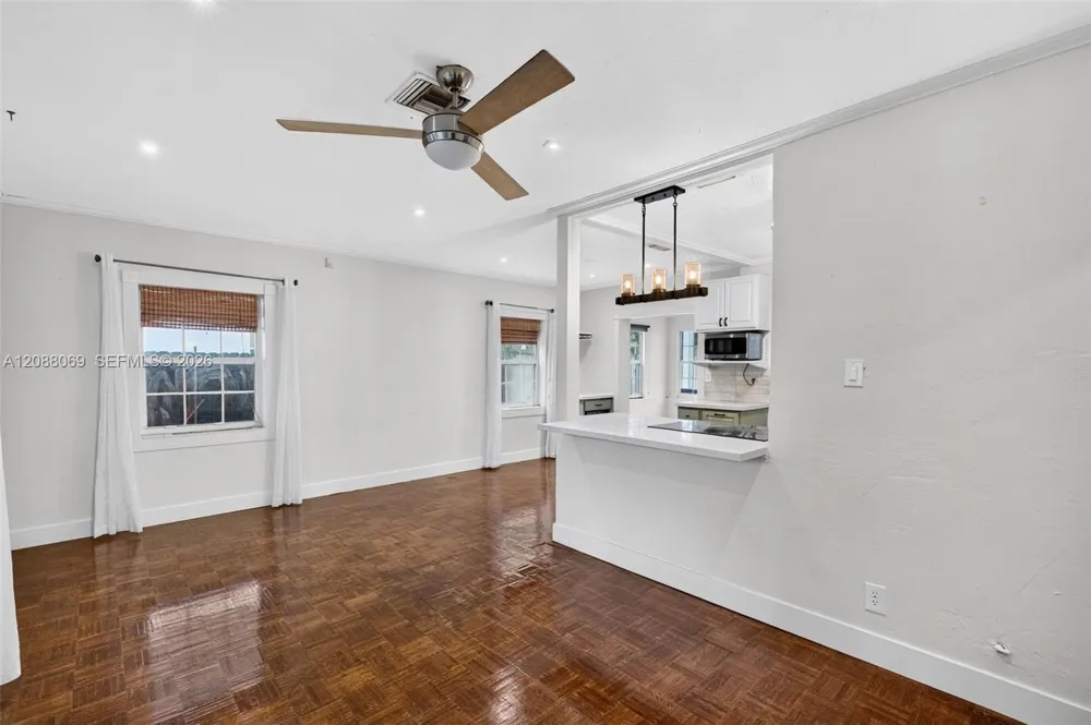 320 SW 12th Ave Fort Lauderdale, FL 33312