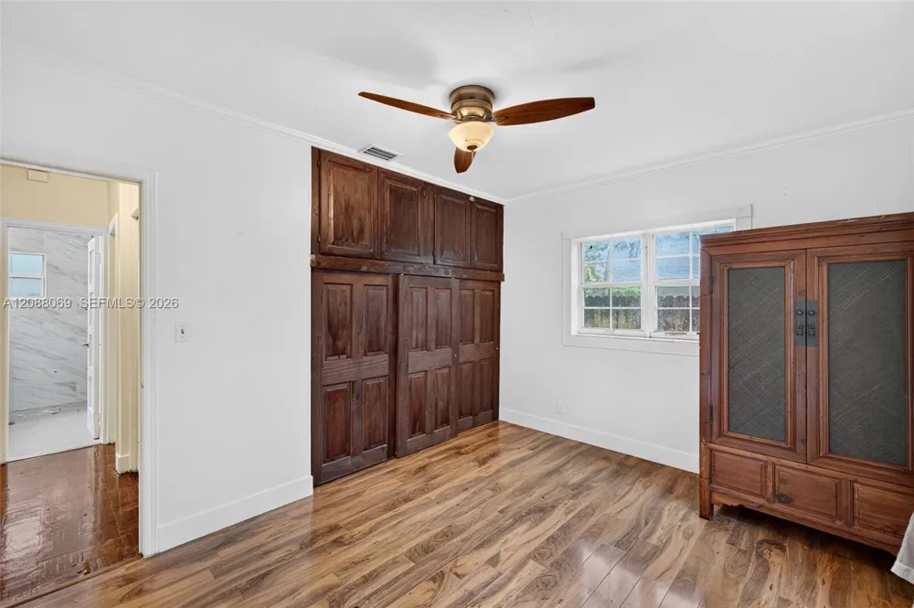 320 SW 12th Ave Fort Lauderdale, FL 33312