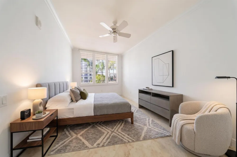 701 SE 21ST AVENUE #302 Deerfield Beach, FL 33441