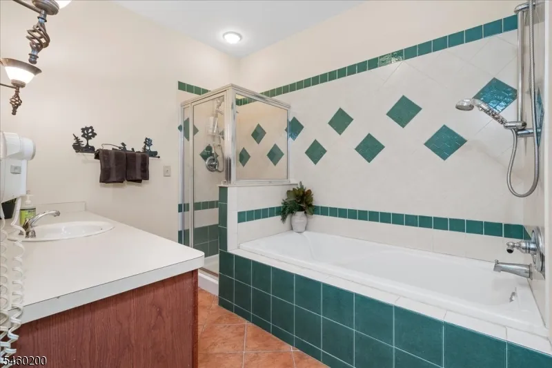 7 Maple Cres unit 12 #12 Unit 12 Vernon, NJ 07462