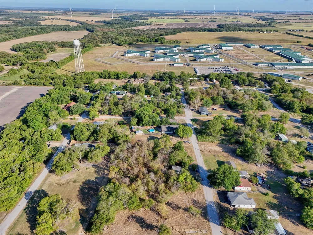 303 Waco Street Mart, TX 76664