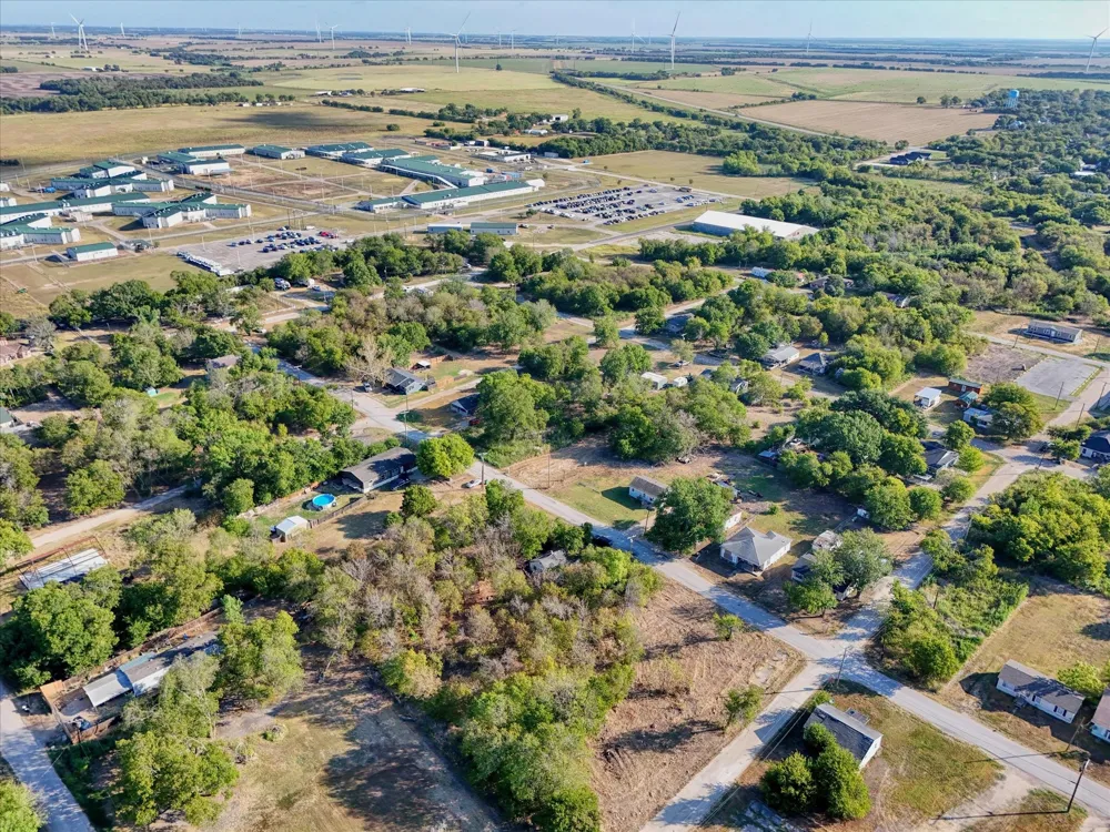 303 Waco Street Mart, TX 76664