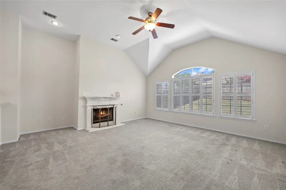 2120 Crestlake Drive Rockwall, TX 75087