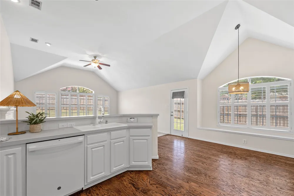 2120 Crestlake Drive Rockwall, TX 75087