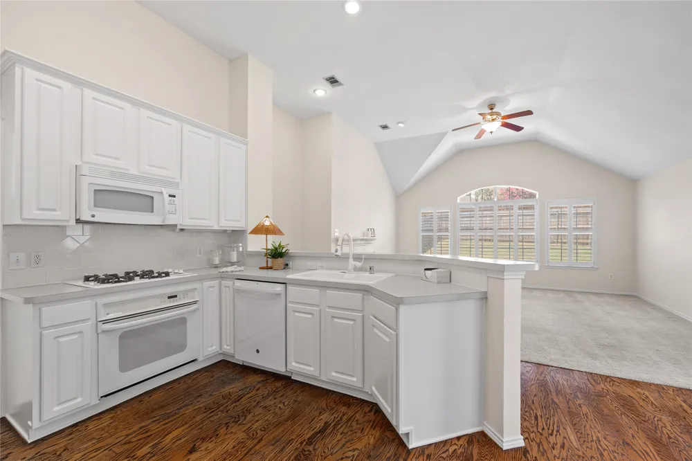 2120 Crestlake Drive Rockwall, TX 75087