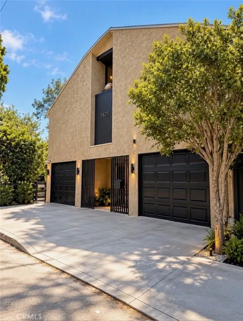1825 Easterly Terrace